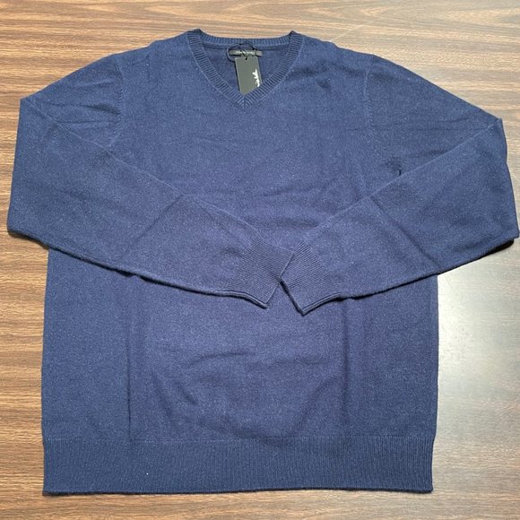 NWT Travis Mathew CASHMERE V-neck sweater Navy Medium BRAND NEW travismathew